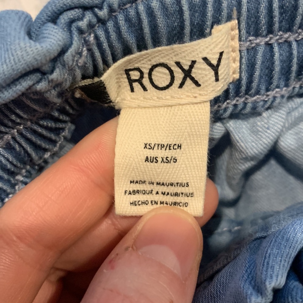 Roxy High Rise Shorts - Picture 5 of 5